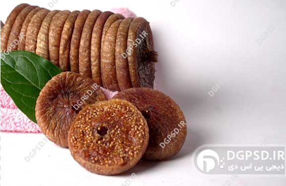 عکس با کیفیت انجیر خشک در زمینه سفید